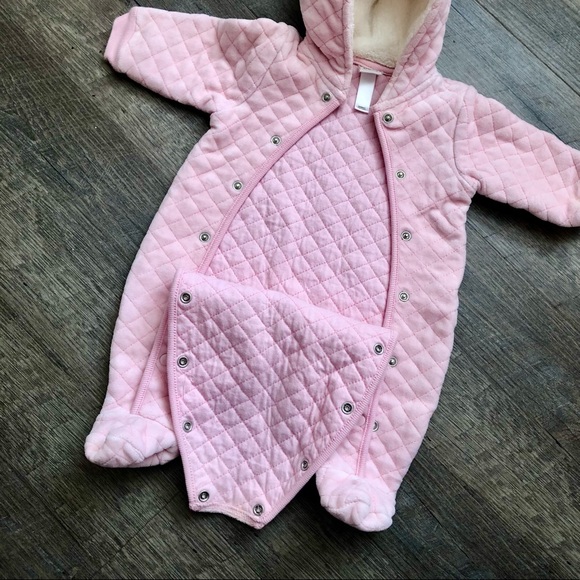 NORDSTROM BABY⚡️Super Cozy Pink Quilt Baby Girl Hooded Footies_Sz Newborn - Picture 2 of 7